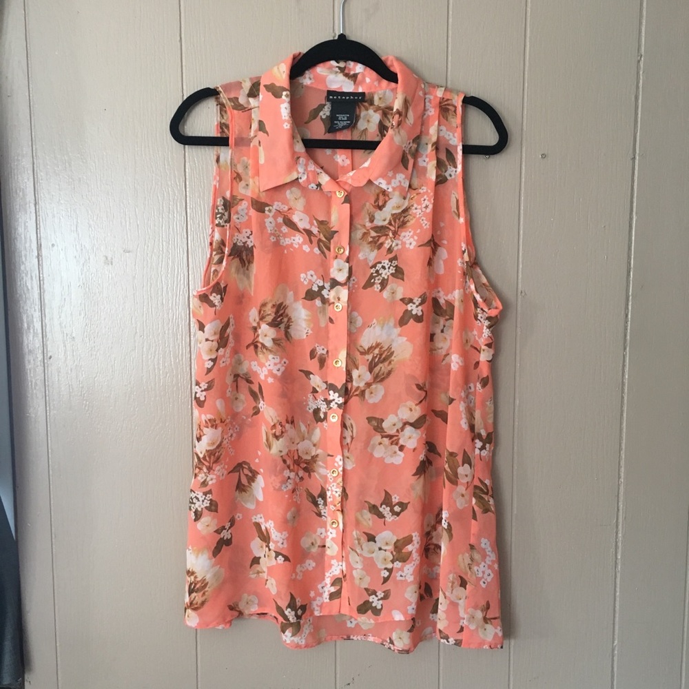 Metaphor Sleeveless Blouse Peach